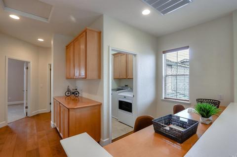 949 Pinot Noir Way, Windsor, CA 95492 photo 32