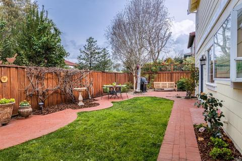 648 Tulare St, Petaluma, CA 94954 photo 32