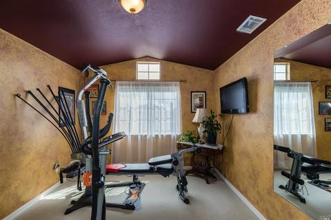 648 Tulare St, Petaluma, CA 94954 photo 28