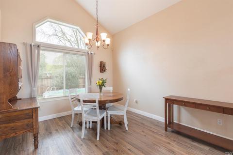 101 Duchess Ct, Windsor, CA 95492 photo 15