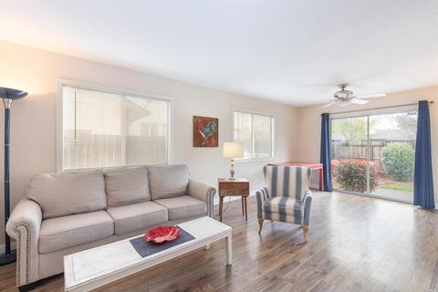 101 Duchess Ct, Windsor, CA 95492 photo 12