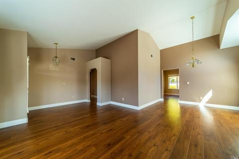 670 Britannia Dr, Vallejo, CA 94591 photo 6