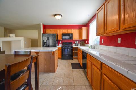 610 Martin Ct, Dixon, CA 95620 photo 12