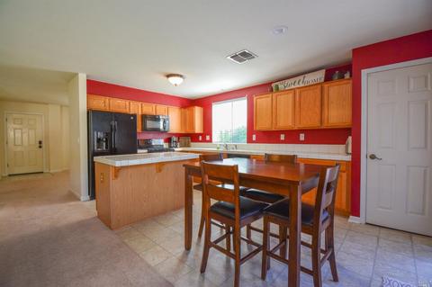 610 Martin Ct, Dixon, CA 95620 photo 11