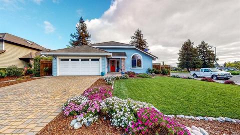 2199 Saint Augustine Cir, Petaluma, CA 94954 photo 1