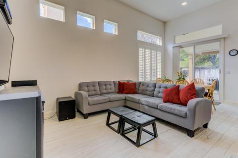 2425 Wolf Glen Pl, Fairfield, CA 94534 photo 6