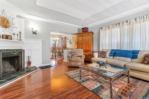 215 Daniels Ave, Vallejo, CA 94590 photo 3