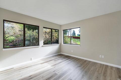16910 Taylor Ln, Occidental, CA 95465 photo 9