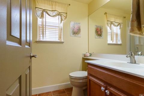 343 Decanter Cir, Windsor, CA 95492 photo 14