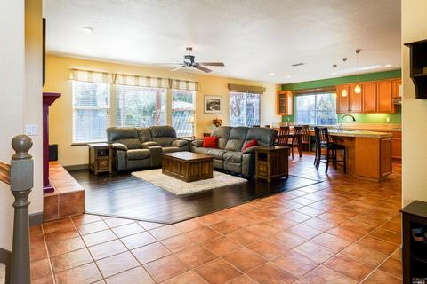 343 Decanter Cir, Windsor, CA 95492 photo 7
