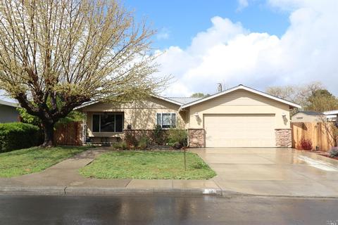 136 Kerns Ct, Napa, CA 94558 photo 1