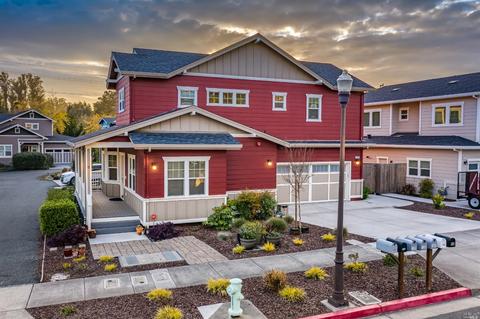 105 Ward Dr, Cotati, CA 94931 photo 2