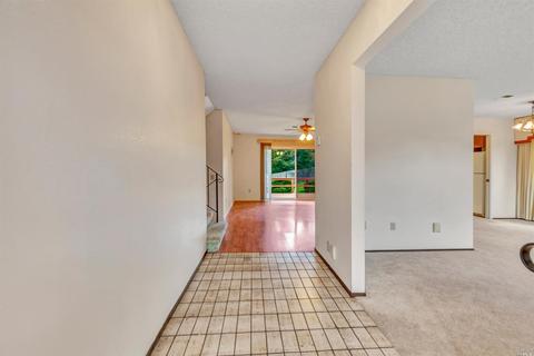 355 Goheen Cir, Vallejo, CA 94591 photo 4