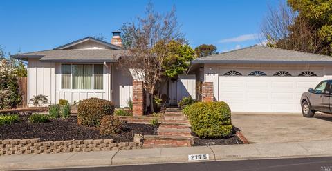 2175 Monterey Dr, Fairfield, CA 94534 photo 3