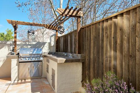 20 Marblehead Ln, Novato, CA 94949 photo 40