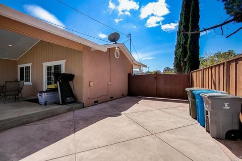 255 Cortland Cir, Vallejo, CA 94589 photo 33