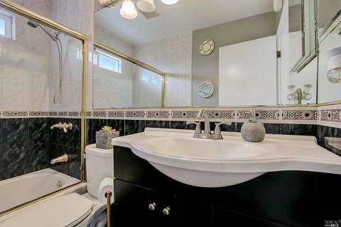 255 Cortland Cir, Vallejo, CA 94589 photo 16