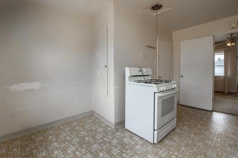 621 Vervais Ave, Vallejo, CA 94591 photo 10