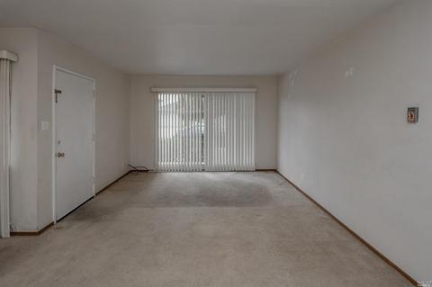 621 Vervais Ave, Vallejo, CA 94591 photo 3
