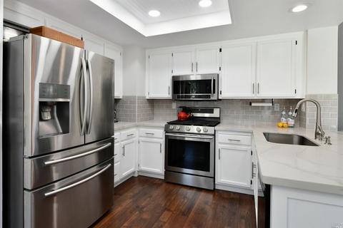 9584 Wellington Cir, Windsor, CA 95492 photo 5