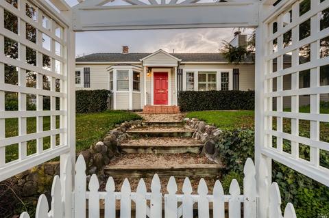 101 Webster St, Petaluma, CA 94952 photo 2