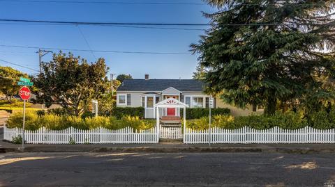 101 Webster St, Petaluma, CA 94952 photo 1