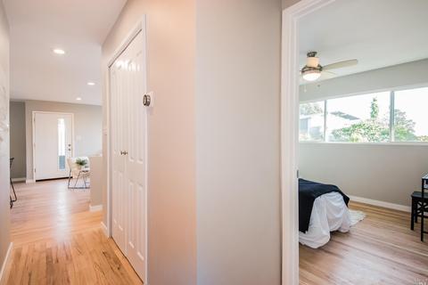1208 Del Mar Ave, Vallejo, CA 94589 photo 13