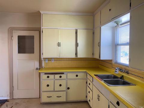 201 Central Ave, Vallejo, CA 94590 photo 3