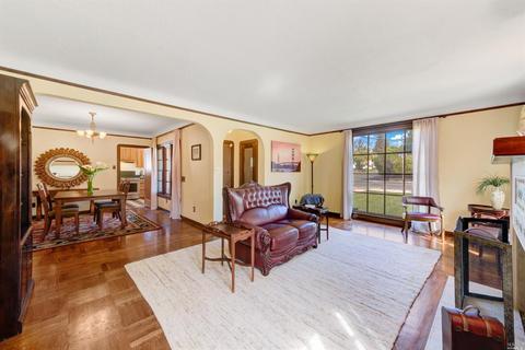 945 Nebraska St, Vallejo, CA 94590 photo 4