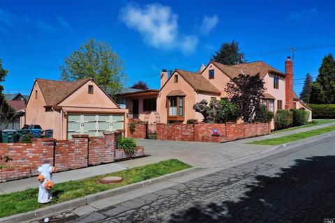 945 Nebraska St, Vallejo, CA 94590 photo 2
