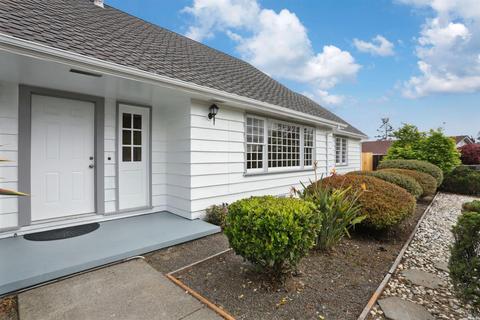 1754 Sereno Dr, Vallejo, CA 94589 photo 3