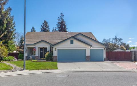 1635 Lassen Ct, Dixon, CA 95620 photo 1
