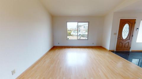 101 Flint Ct, Vallejo, CA 94589 photo 5