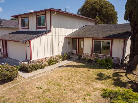 101 Flint Ct, Vallejo, CA 94589 photo 2