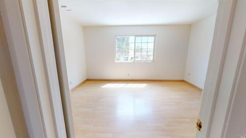101 Flint Ct, Vallejo, CA 94589 photo 23