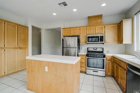 242 Windsor Dr, Petaluma, CA 94952 photo 7