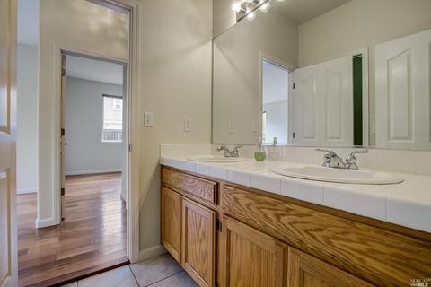 242 Windsor Dr, Petaluma, CA 94952 photo 18