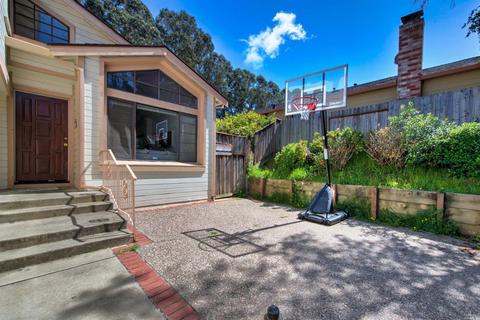 376 Starfish Dr, Vallejo, CA 94591 photo 4