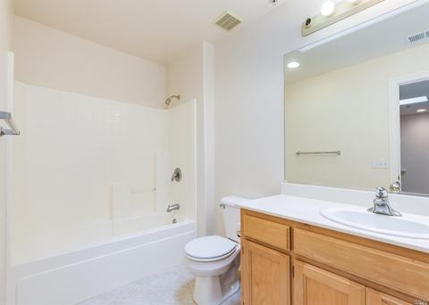 678 Mcclelland Dr, Windsor, CA 95492 photo 12