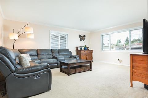 201 Juniper St, Vacaville, CA 95688 photo 5