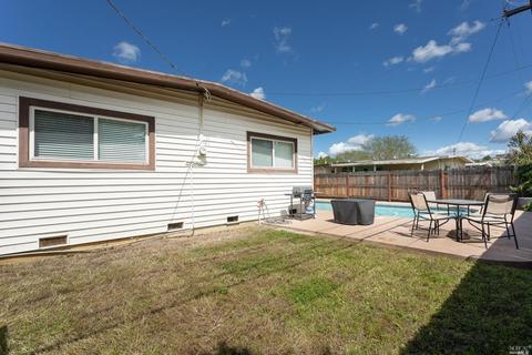 201 Juniper St, Vacaville, CA 95688 photo 28