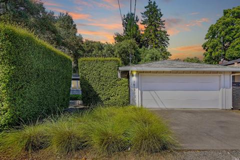 17619 Johnson Ave, Sonoma, CA 95476 photo 2