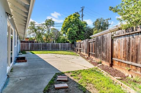 210 Whitecliff Dr, Vallejo, CA 94589 photo 23