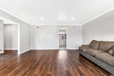 210 Whitecliff Dr, Vallejo, CA 94589 photo 5