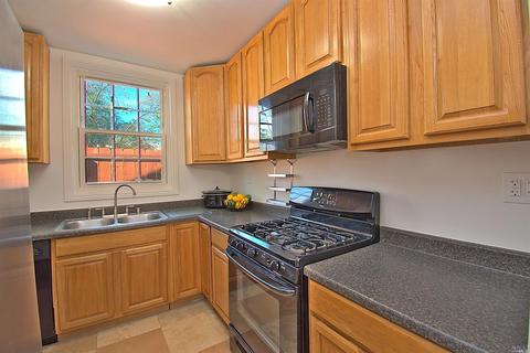152 Gary Cir, Vallejo, CA 94591 photo 2
