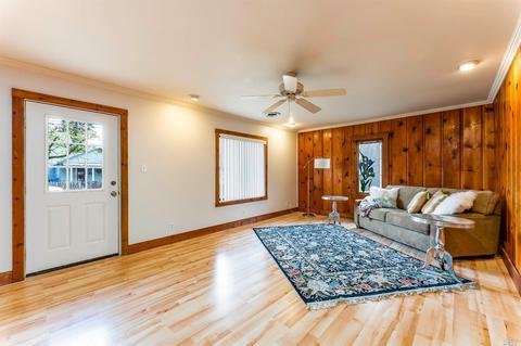 812 Maple Ave, Ukiah, CA 95482 photo 5