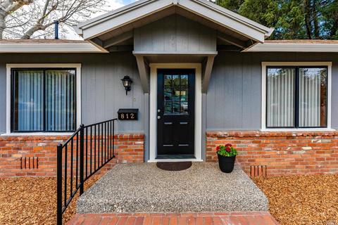 812 Maple Ave, Ukiah, CA 95482 photo 3