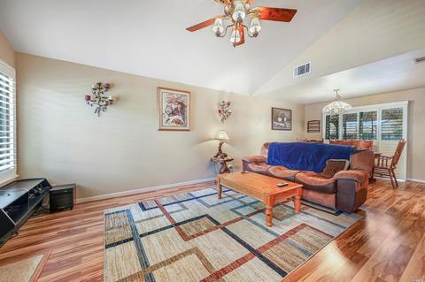 1115 Hickory Ave, Fairfield, CA 94533 photo 4