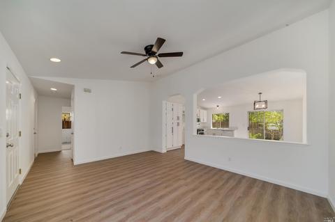 1074 La Contenta Ct, Windsor, CA 95492 photo 6