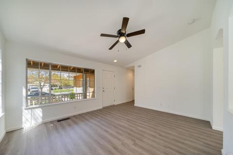 1074 La Contenta Ct, Windsor, CA 95492 photo 7